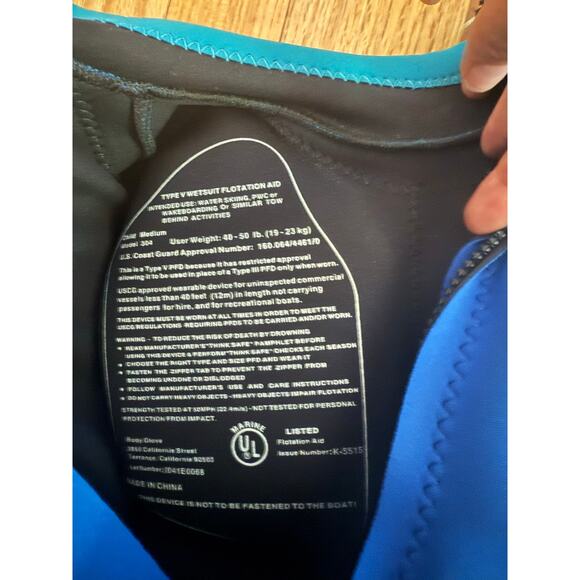 bodyglove kids size medium (40-50 pounds) padded wetsuit body glove - Picture 7 of 8